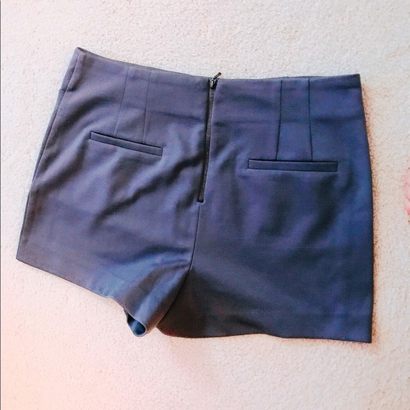 Forever 21 Shorts - Picture 2 of 2